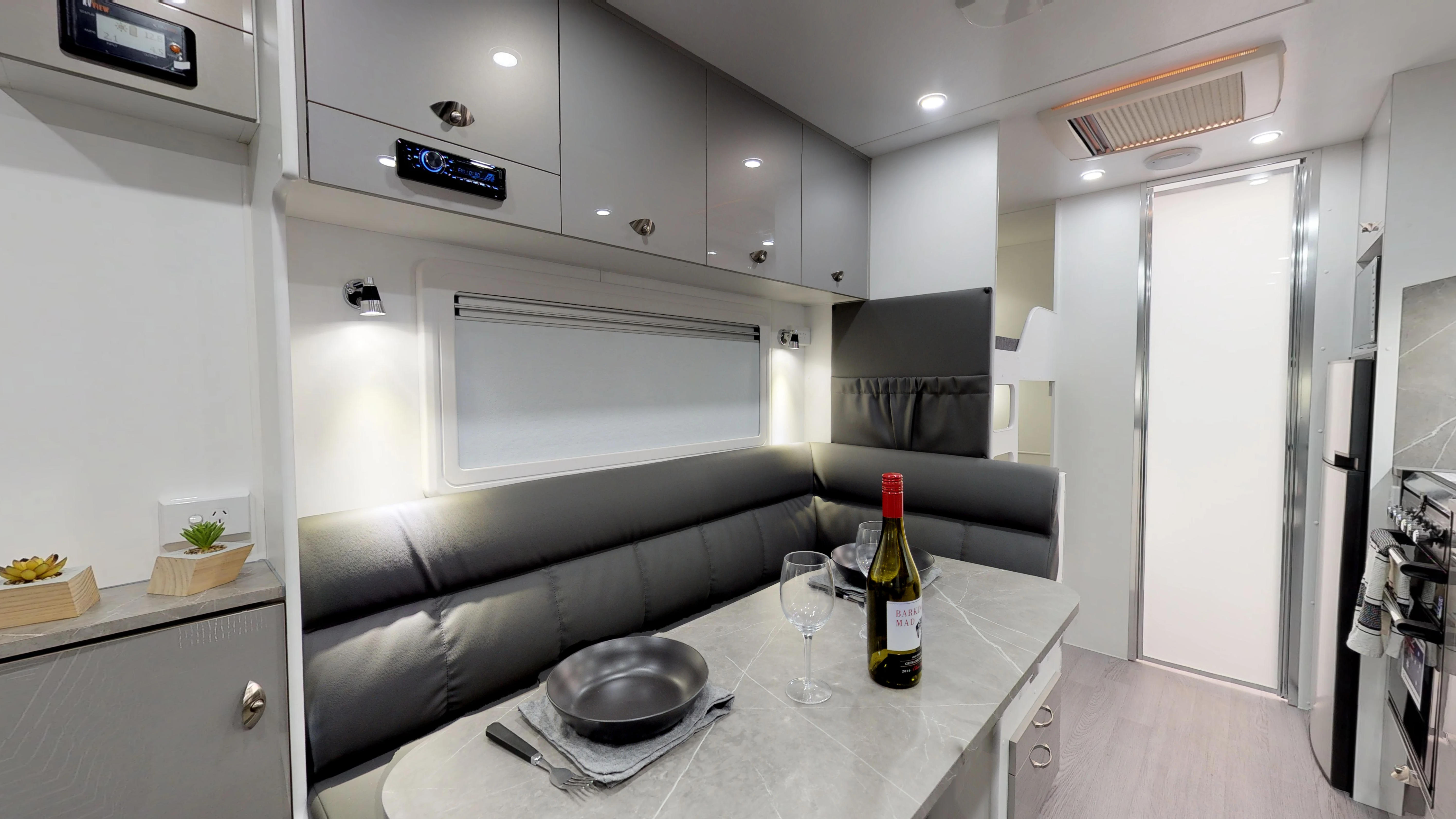2019 Luxe 600 Lounge Coffs Caravan Company